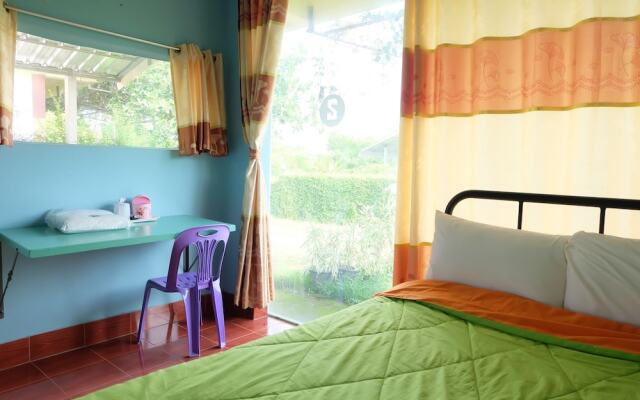 Khuan Pron Holiday Home
