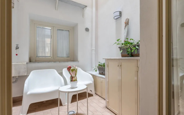 Metam Apartment in the City Center