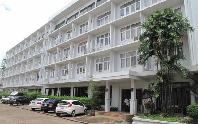 Dusit Hotel at Sakon Nakhon