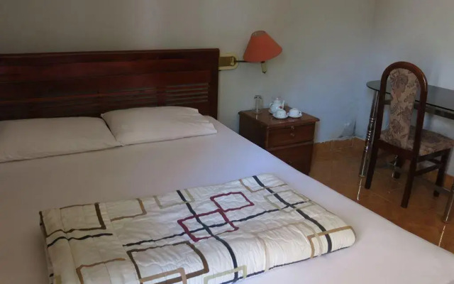 Nha Khach So 2 Guest House