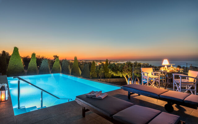 Luxury Villa Golden Crest With Private Swimming Pool