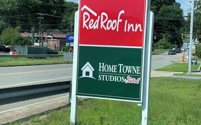 HomeTowne Studios By Red Roof Mystic - New London