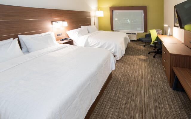 Holiday Inn Express & Suites North Battleford, an IHG Hotel