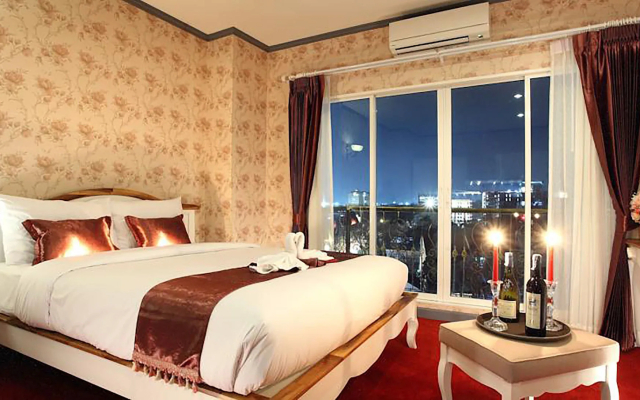 Victoria Nimman Hotel