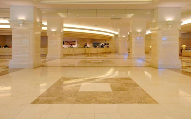 Rusutsu Resort Hotel & Convention