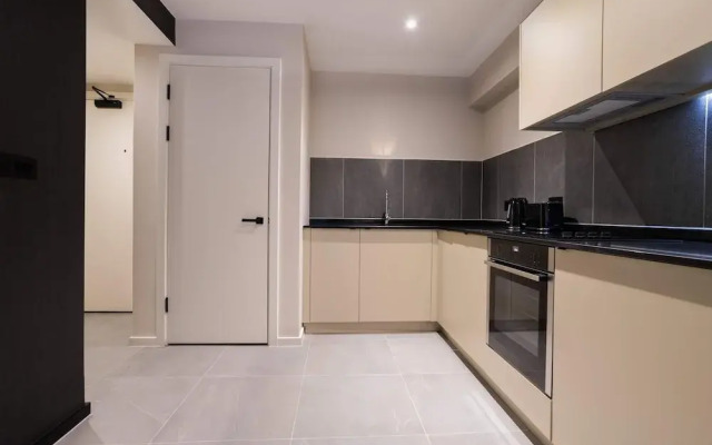 Verdana Suite 1BD Flat Near Centre