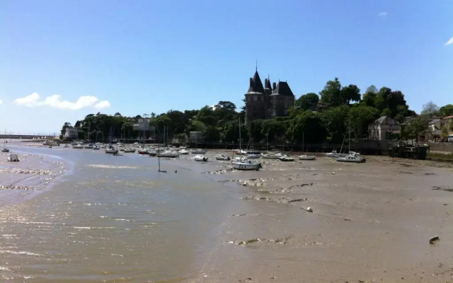 Brit Hotel Les Alizés