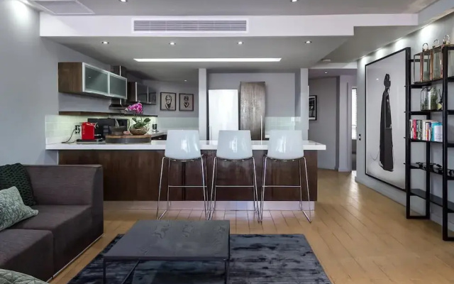 Art Apartment 1304 in Cape Town