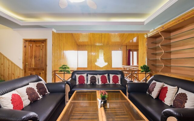 Hotel Eco Groves by OYO Rooms