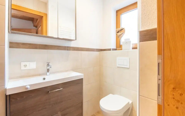 Chalet in Zell am Ziller Near Ski Lift