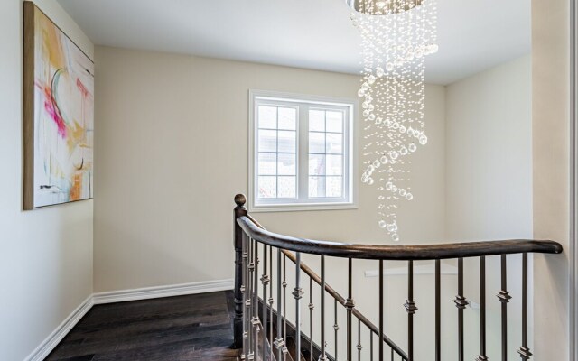 Lady Valentina Boutique Home