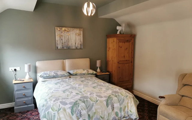 Black Swan Guest House