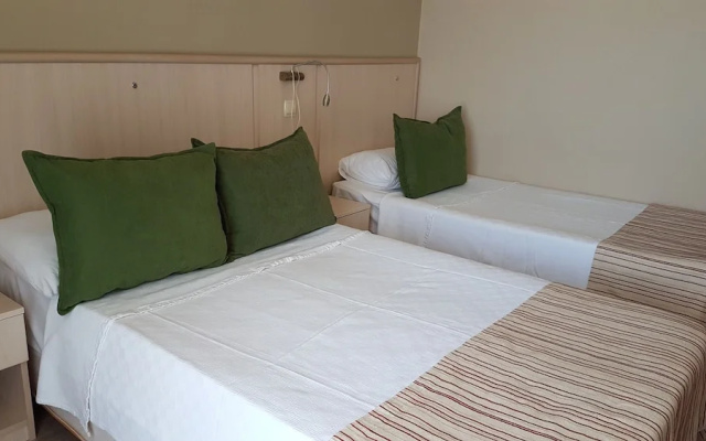 Ileri Hotel & Apartments