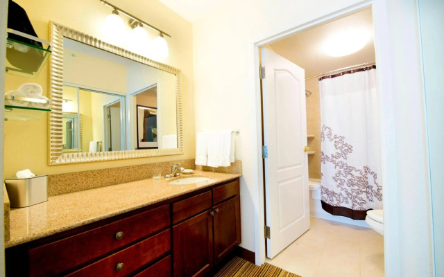 Residence Inn by Marriott Mississauga - Airport Corporate Centre West