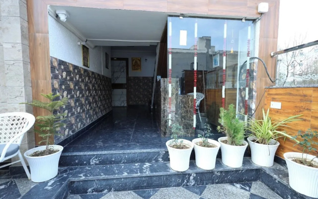 Radha krishna spiritual stay