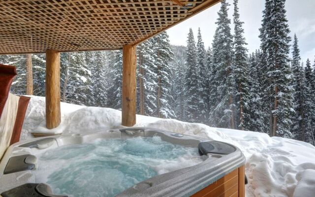 Paradise Meadow Lodge