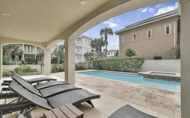 Bella Destina by RedAwning