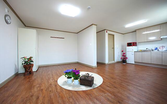 Seocheon Ssangdo Pension