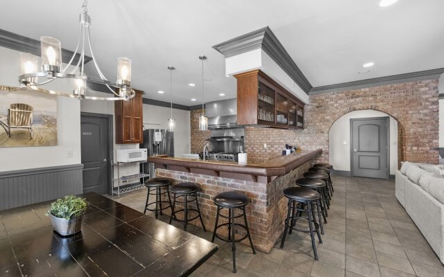 Make a Big Splash in 7BR Lake Norman Home!