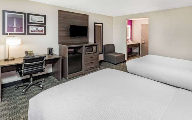 La Quinta Inn & Suites by Wyndham Houston Southwest