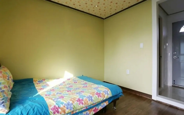 Yangyang Guesthouse Pension