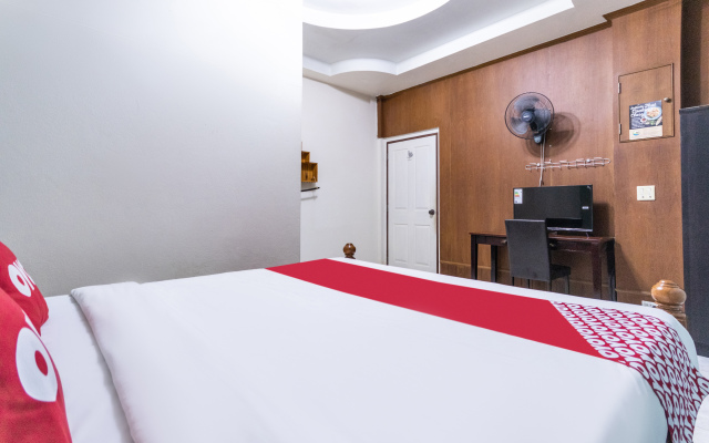 OYO 75304 Riverside Guesthouse