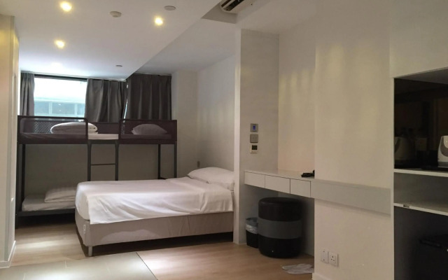 Homy Hotel Central