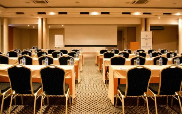 President Hotel & Conference Venue
