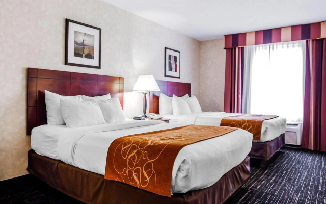 Comfort Suites Independence - Kansas City