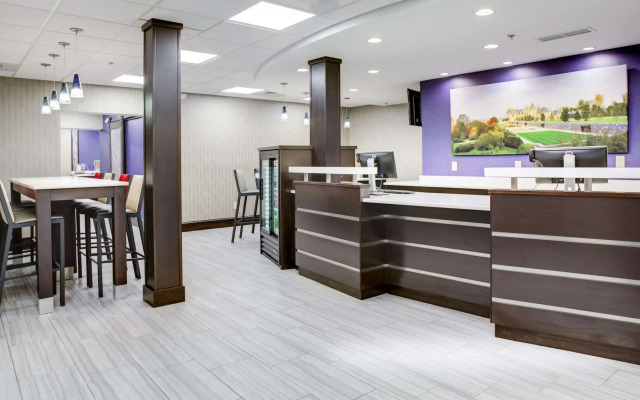 Clarion Inn Biltmore Village