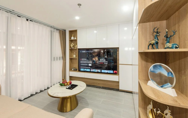 Myrcella Apartment