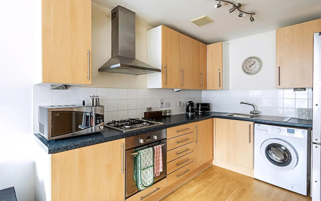 Bright Flat in Historic Whitechapel