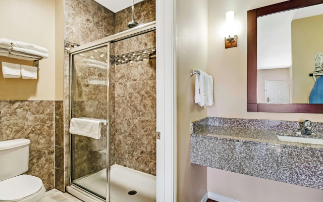Americas Best Value Inn Houston at FM 529