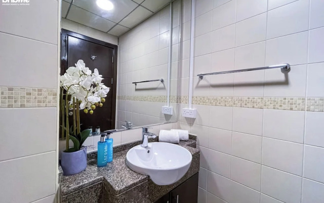 bnbme Unparalleled Luxury Marina Walk 3306