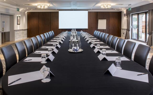 voco Oxford Spires by IHG