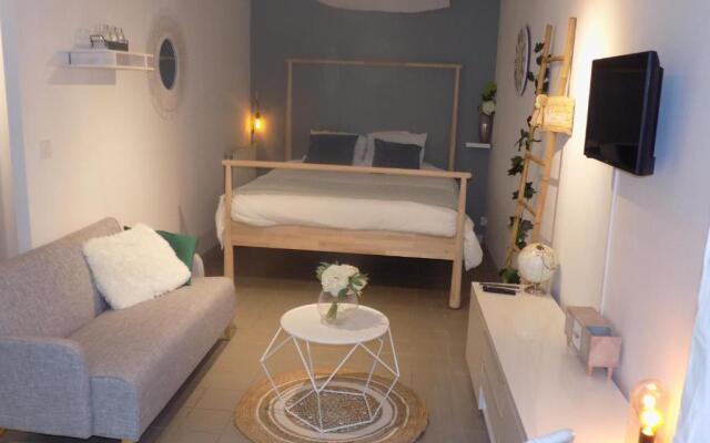 Charmant Studio à Colombages