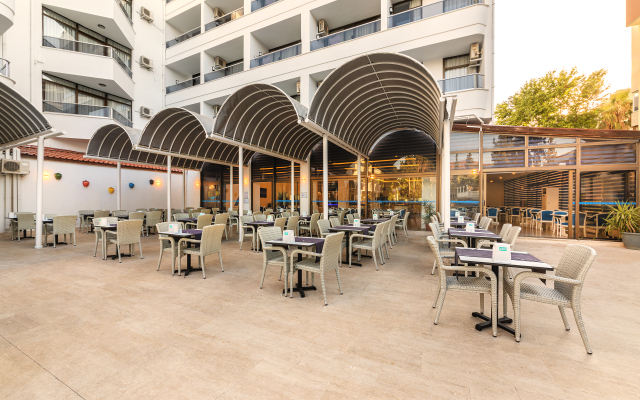 Kayamaris Hotel
