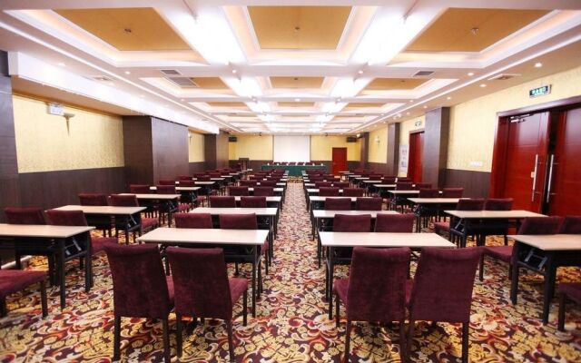 Henghe Spring Holiday Hotel