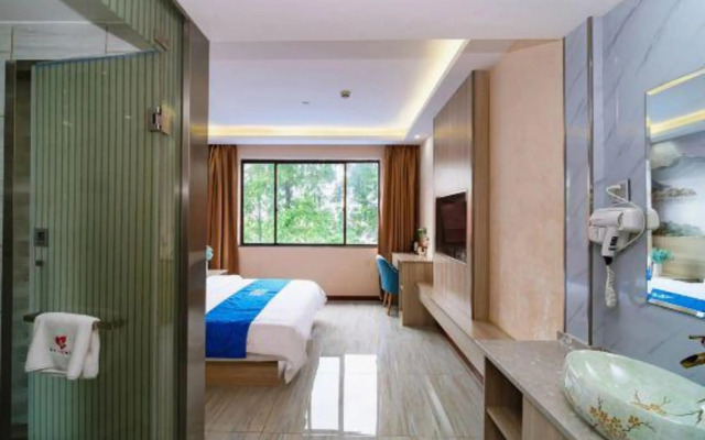 Qingzhu Yuexiang Hotel (Shanghai Fengjing Ancient Town)