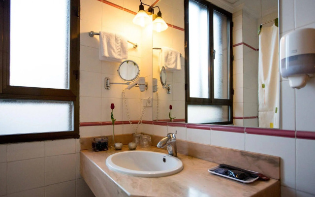 Hostal Paris