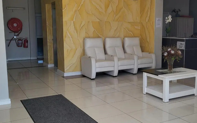 Shalimar Gardens Hotel