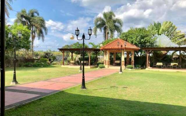 Casa Cecilia Heritage Hotel