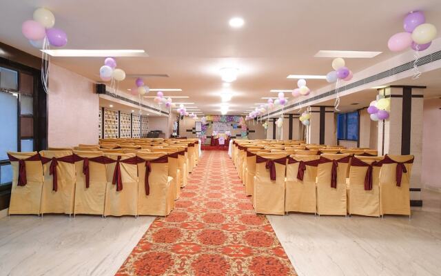 Fabhotel Raj Residency Ii