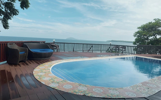 Blue Deep Resort powered by Cocotel