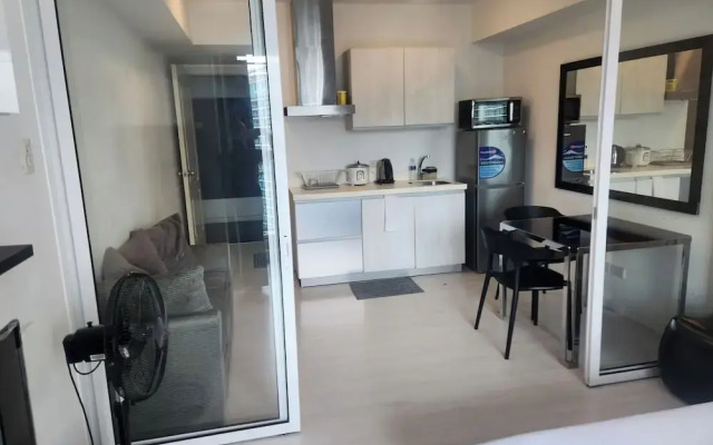 Azure Staycation Philippines by AMRS Near Manila International Airport