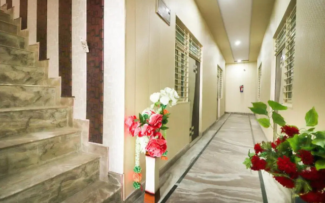 Bluesky Residency by OYO Rooms
