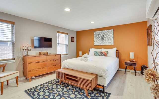 Centrally Located Philadelphia Townhome w/ Patio!