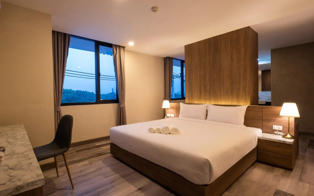 B2 Korat Premier Hotel