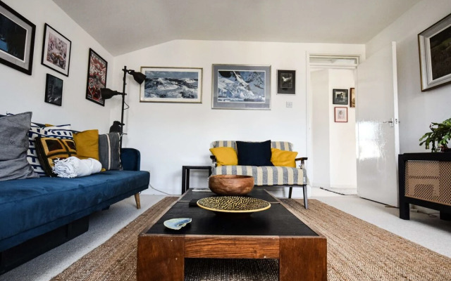 Stylish Flat in Cotham, Free On-street Parking