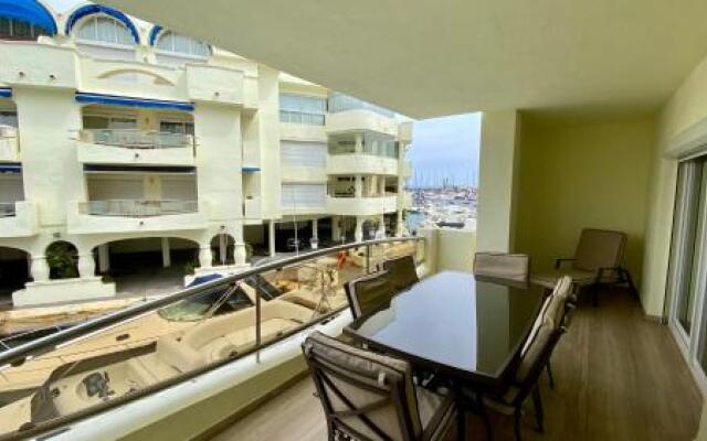 Luxury rentals Puerto marina Benalmadena